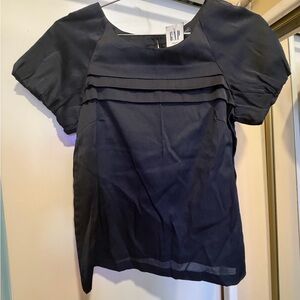 GAP Black Pleated Short Sleeve Women's Blouse